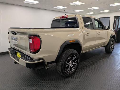 2023 GMC Canyon Base