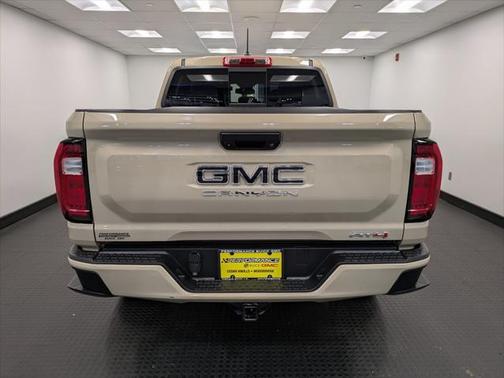 2023 GMC Canyon Base