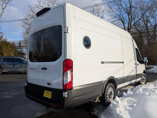 2021 Ford Transit-250 Base