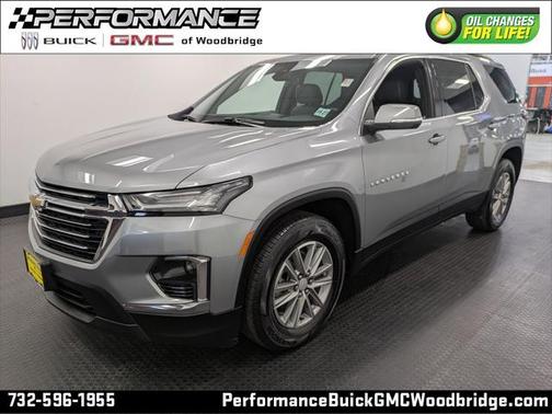 2023 Chevrolet Traverse LT Leather