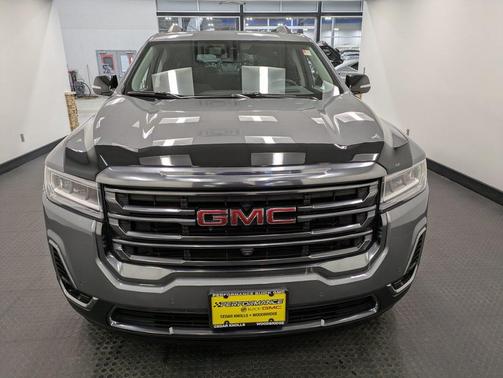 2022 GMC Acadia AWD AT4