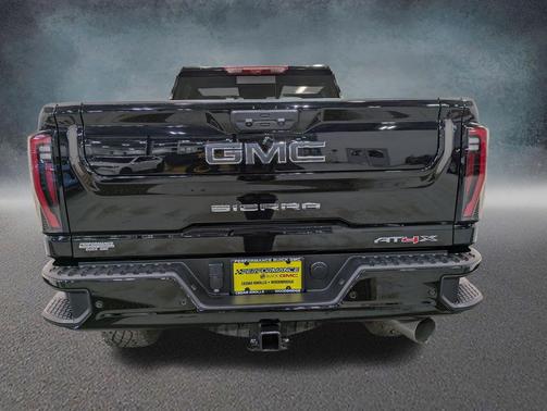 Onyx Black 2025 GMC Sierra 2500 AT4X