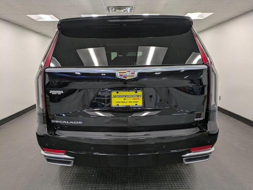 2023 Cadillac Escalade ESV Premium Luxury