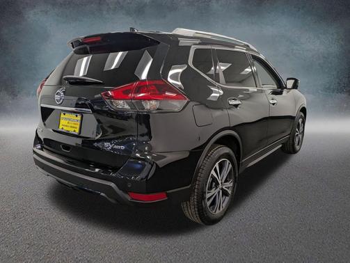 Magnetic Black Pearl 2019 Nissan Rogue SV