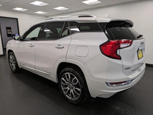 2022 GMC Terrain Denali
