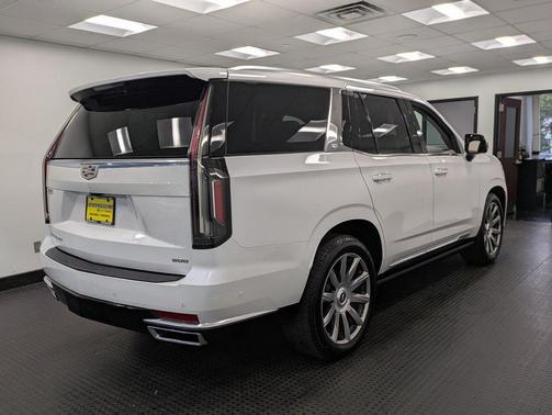 2022 Cadillac Escalade Premium Luxury Platinum