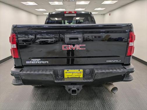 2018 GMC Sierra 2500 Denali