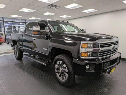 2016 Chevrolet Silverado 2500 High Country