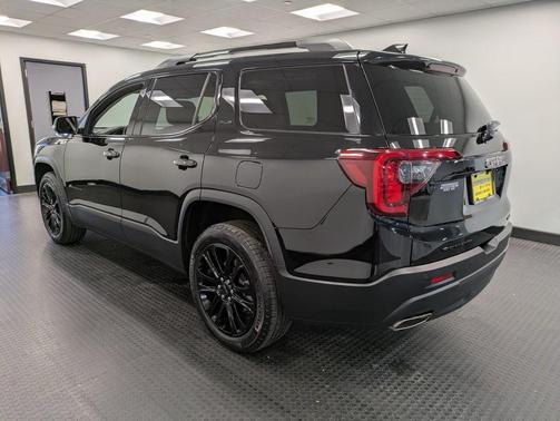 2022 GMC Acadia AWD SLE