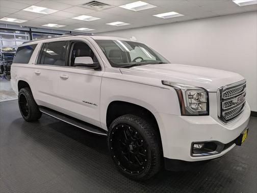 2017 GMC Yukon XL SLT
