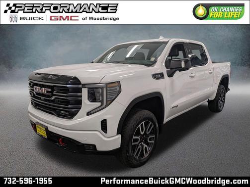 2025 GMC Sierra 1500 AT4