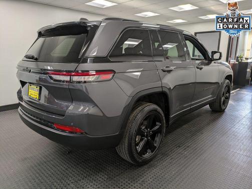 2024 Jeep Grand Cherokee Altitude