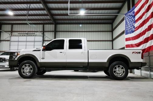 White 2016 Ford F-350 King Ranch
