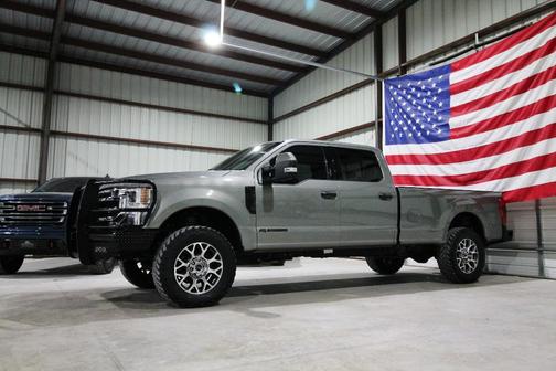Green 2020 Ford F-350 Lariat Super Duty