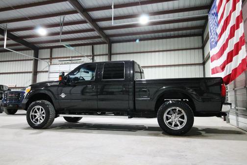 Black 2015 Ford F-250 Lariat