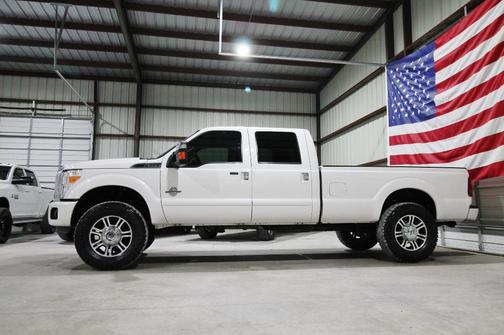 White 2015 Ford F-350 Platinum