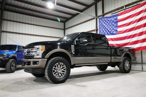 Black 2019 Ford F-350 King Ranch