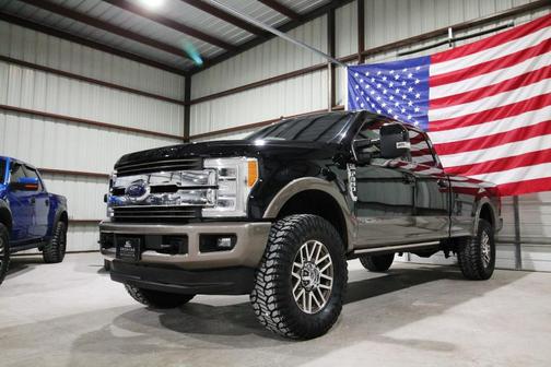 Black 2019 Ford F-350 King Ranch