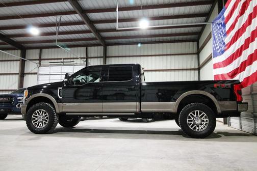 Black 2019 Ford F-350 King Ranch