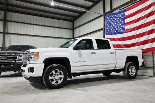 2015 GMC Sierra 2500 Denali