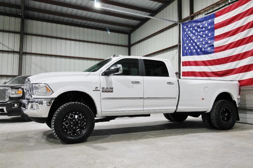 2017 RAM 3500 Laramie