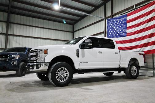 White 2021 Ford F-250 XLT