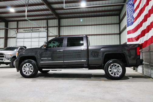 2016 GMC Sierra 2500 Denali
