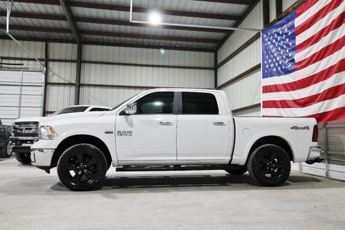 2018 RAM 1500 SLT