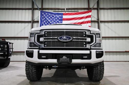 White 2022 Ford F-250 Limited