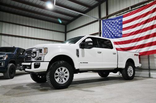 White 2022 Ford F-250 Limited
