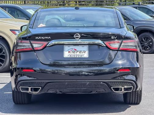 Black 2023 Nissan Maxima SV