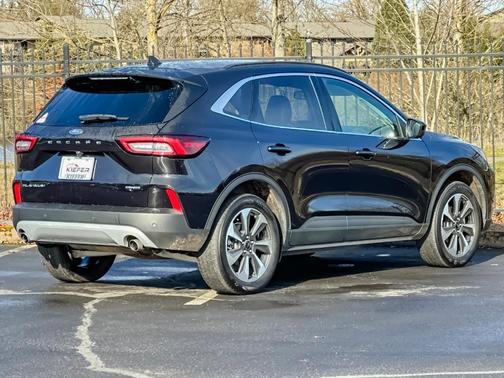 2024 Ford Escape Platinum