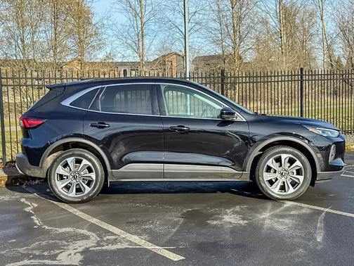 2024 Ford Escape Platinum