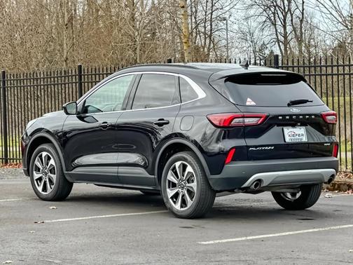 2024 Ford Escape Platinum