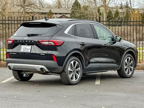 2024 Ford Escape Platinum