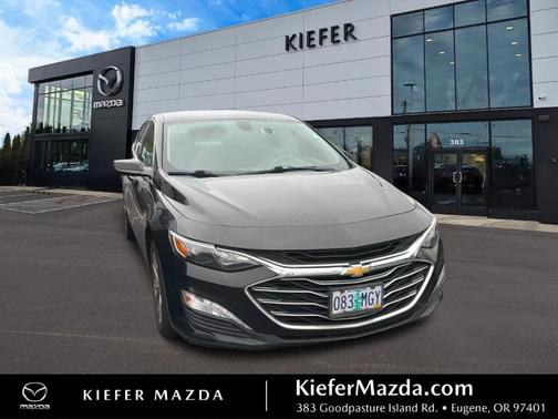 Mosaic Black Metallic 2020 Chevrolet Malibu LT