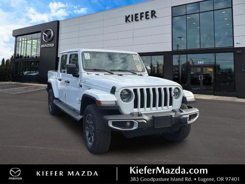 Bright White Clearcoat 2021 Jeep Gladiator Overland