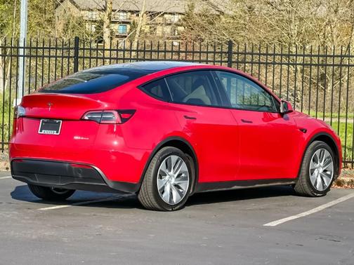 2020 Tesla Model Y Long Range