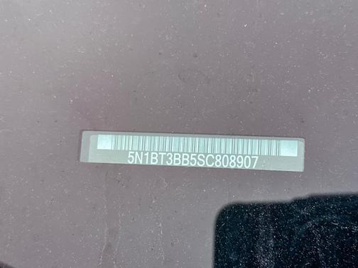 Boulder Gray Pearl 2025 Nissan Rogue CREEK