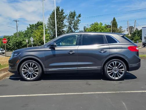 Magnetic Gray Metallic 2018 Lincoln MKX Reserve
