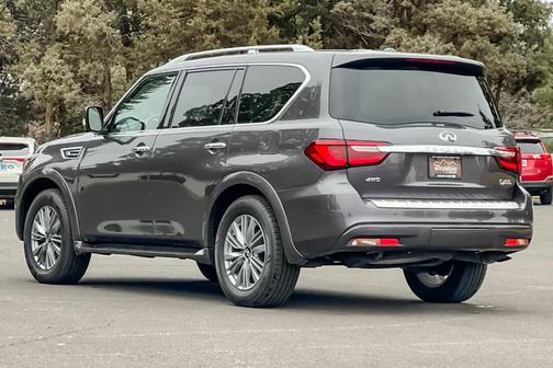 Anthracite Gray 2024 INFINITI QX80 Luxe