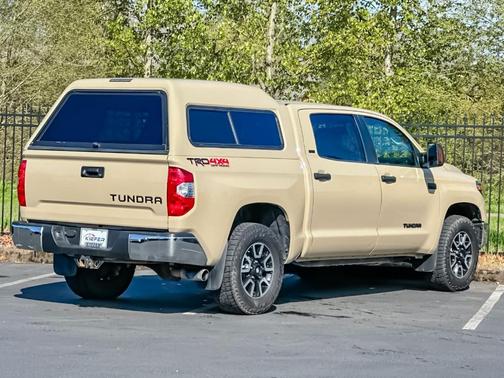 2020 Toyota Tundra SR5