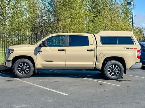 2020 Toyota Tundra SR5
