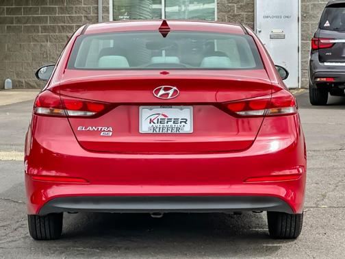 Scarlet Red Pearl 2017 Hyundai ELANTRA SE