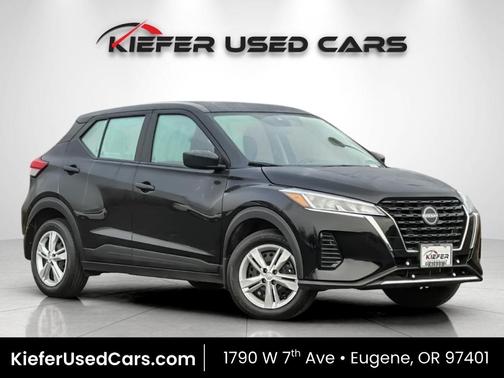 2025 Nissan Kicks Play S