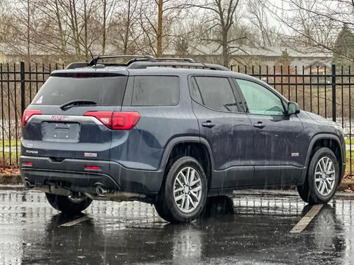 2019 GMC Acadia SLE-2