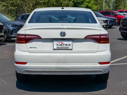 Pure White 2019 Volkswagen Jetta 1.4T S
