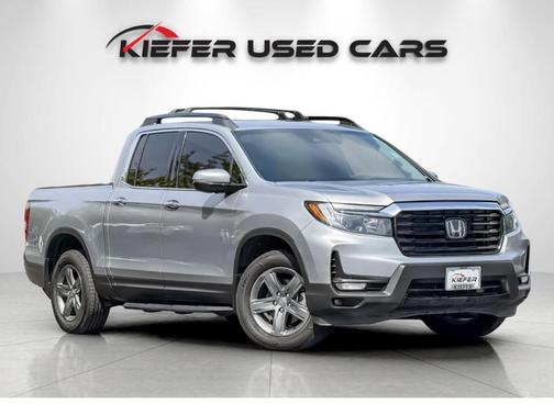 Lunar Silver Metallic 2022 Honda Ridgeline RTL-E