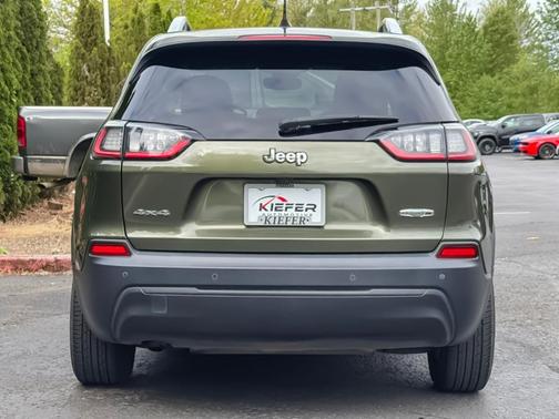 Olive Green Pearlcoat 2021 Jeep Cherokee Latitude Plus