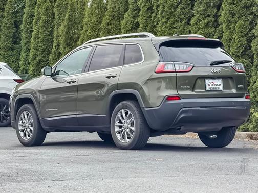 Olive Green Pearlcoat 2021 Jeep Cherokee Latitude Plus